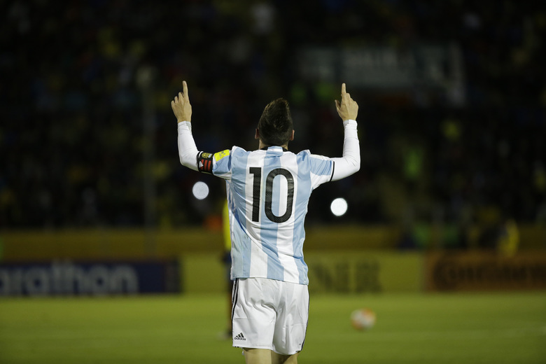 L’Argentina canta con Messi, come con Maradona 86: prove tecniche di leaderismo