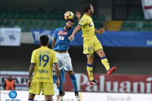 Chievo-Napoli 0-0: battaglia in campo, azzurri con poche idee item-thumbnail