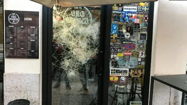 Il bar di Verona distrutto
