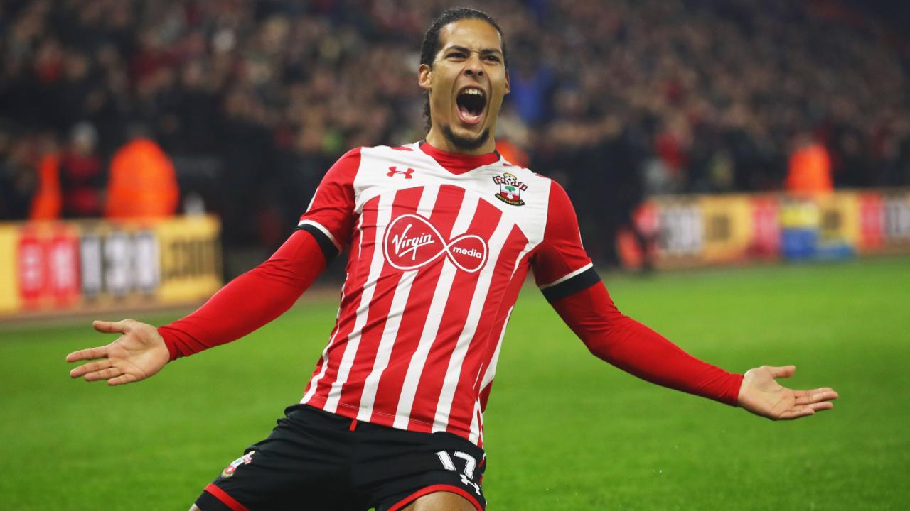 Liverpool, van Dijk si rompe il crociato, sarà costretto ad operarsi