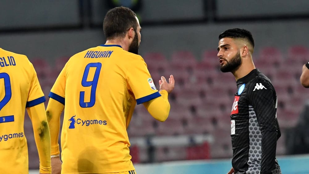 Insigne: «Higuain? La sua esultanza è stata una mancanza di rispetto per noi compagni» Insigne: «Higuain? La sua esultanza è stata una mancanza di rispetto per noi compagni»