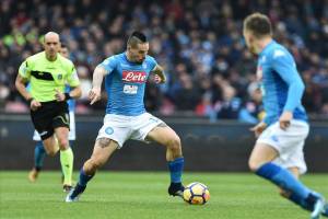 Poveri figli di Hamsik in tribuna Nisida, hanno sentito di tutto sulla nonna item-thumbnail
