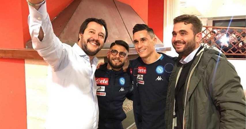 La foto con Insigne e Callejon è l’emblema dell’egenomia del Napoli su Salvini