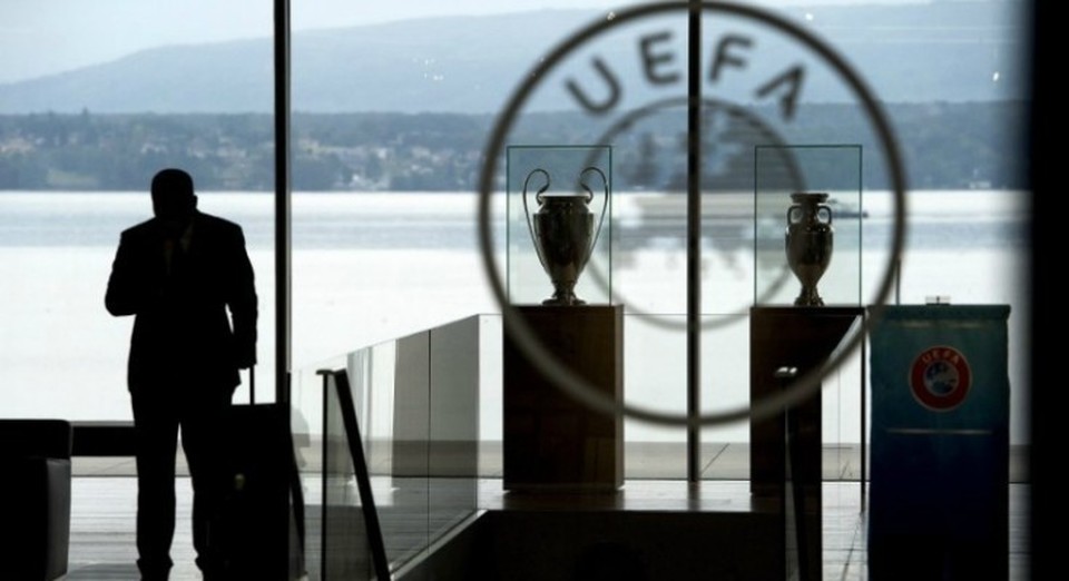 Le mani avanti dell’Uefa: “Champions ed Europa League a rischio se non rispettate i protocolli”