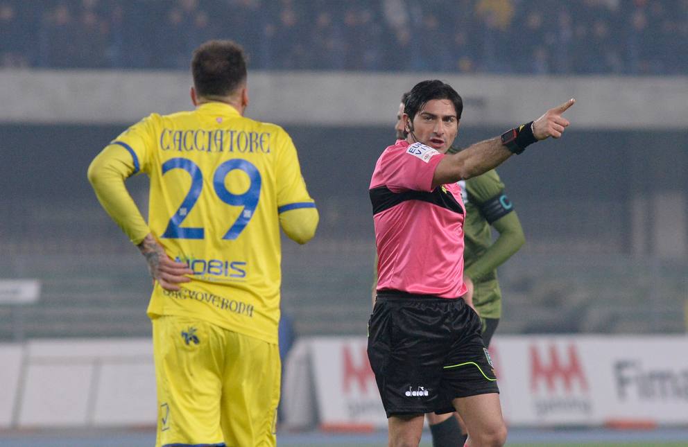 Gazzetta, la moviola di Chievo-Juventus: «Bastien ingenuo, su Cacciatore Maresca applica il regolamento»