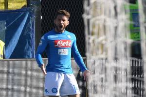 Il Napoli vince, solo contro tutti. Persino contro la grande Atalanta di Gasp-Mourinho item-thumbnail