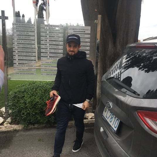 Younes a Villa Stuart per le visite mediche, nel pomeriggio la firma col Napoli