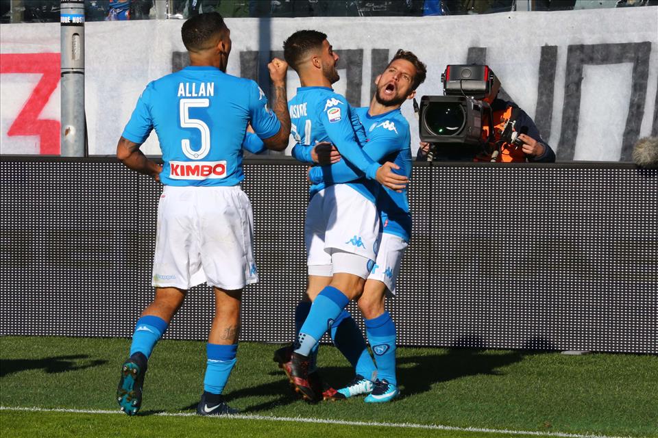 Atalanta-Napoli 0-1, pagelle / I guanti di Reina, l’assist di Callejon e il tiro di Mertens