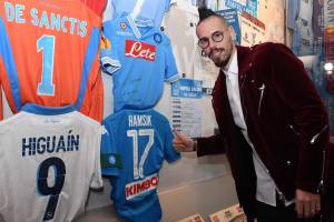 Hamsik, la maglia del record al Mann: «Bello essere nella storia del Napoli, il gruppo crede allo scudetto» item-thumbnail