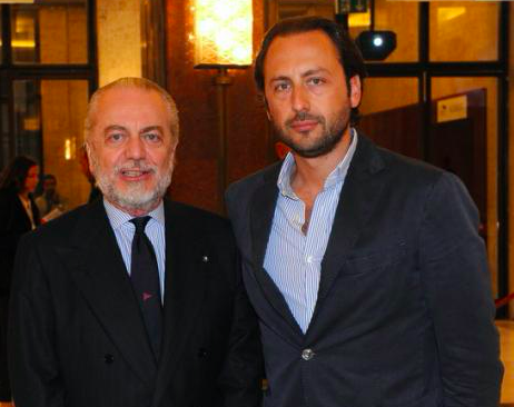 VIDEO – Luigi De Laurentiis filma dei giovani tifosi del Napoli: «Cacc e sord, t’accir!»