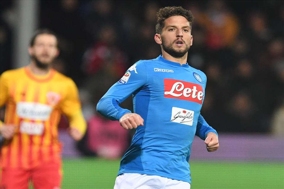 Sky: la caviglia di Mertens non è particolarmente gonfia, gli esami potrebbero slittare a domani