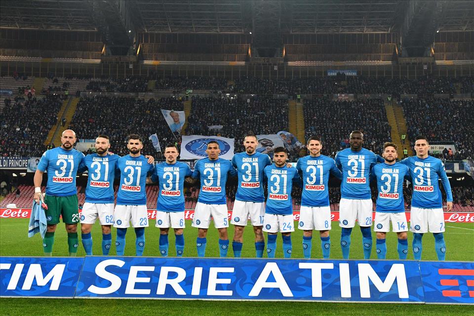 Gazzetta: «Napoli col turboreattore, si è avvicinato alla bellezza delle stelle» Gazzetta: «Napoli col turboreattore, si è avvicinato alla bellezza delle stelle»