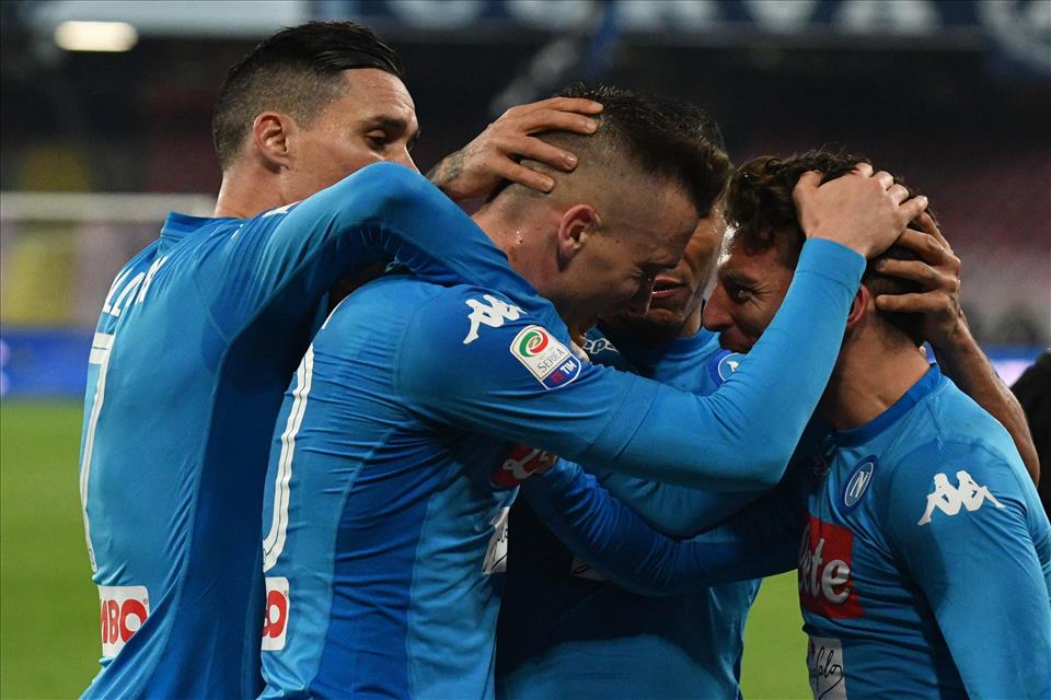 Eppure le agenzie di scommesse puntano sul Napoli contro il Lipsia