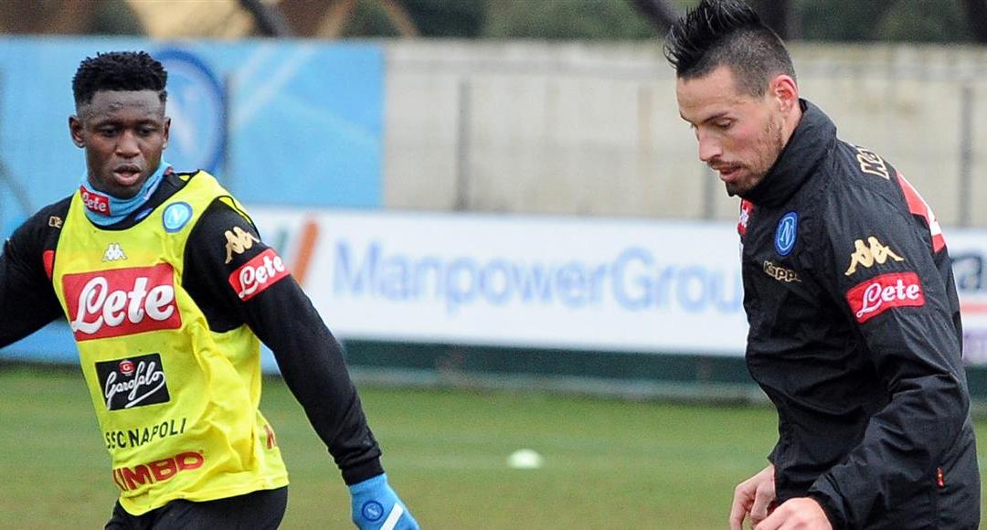 Sassuolo-Napoli, prosegue la preparazione: Hamsik ha lavorato (in parte) con la squadra