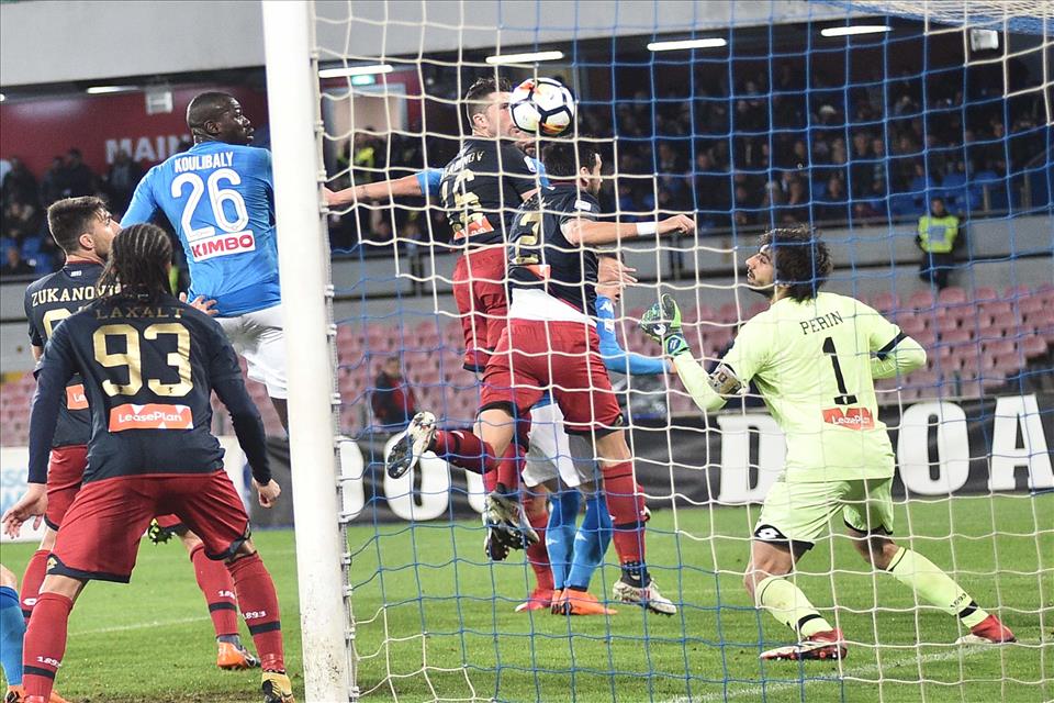 Nove gol del Napoli su palla inattiva, solo la Juve ha fatto meglio