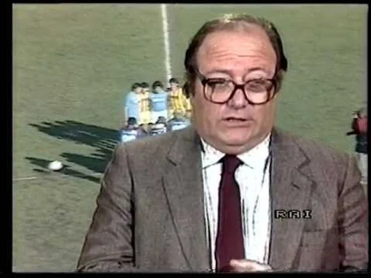 Napoli risponde Luigi Necco