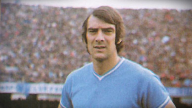 Rigore sbagliato di Clerici, mio padre gettò la mia sciarpa del Napoli. Ma ho recuperato l’azzurro Rigore sbagliato di Clerici, mio padre gettò la mia sciarpa del Napoli. Ma ho recuperato l’azzurro