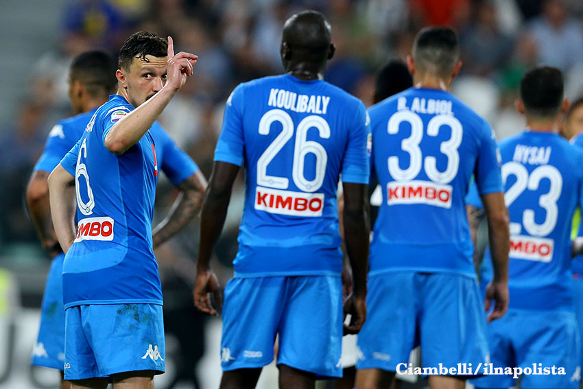 Fiorentina-Napoli la probabile formazione: i titolarissimi dall’inizio, come a Torino Fiorentina-Napoli la probabile formazione: i titolarissimi dall’inizio, come a Torino