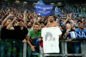 Juve-Napoli vietata nati in Campania