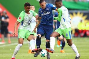 Continua il sogno dell’Amburgo: 3-1 al Wolfsburg, retrocessione (ancora) rinviata item-thumbnail