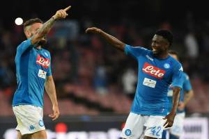 A Torino per fare la storia, il migliore abito del Napoli è la meraviglia item-thumbnail
