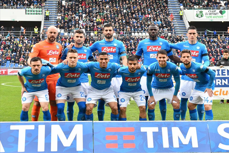 È il peggior momento del Napoli, ora la soluzione va cercata nella testa