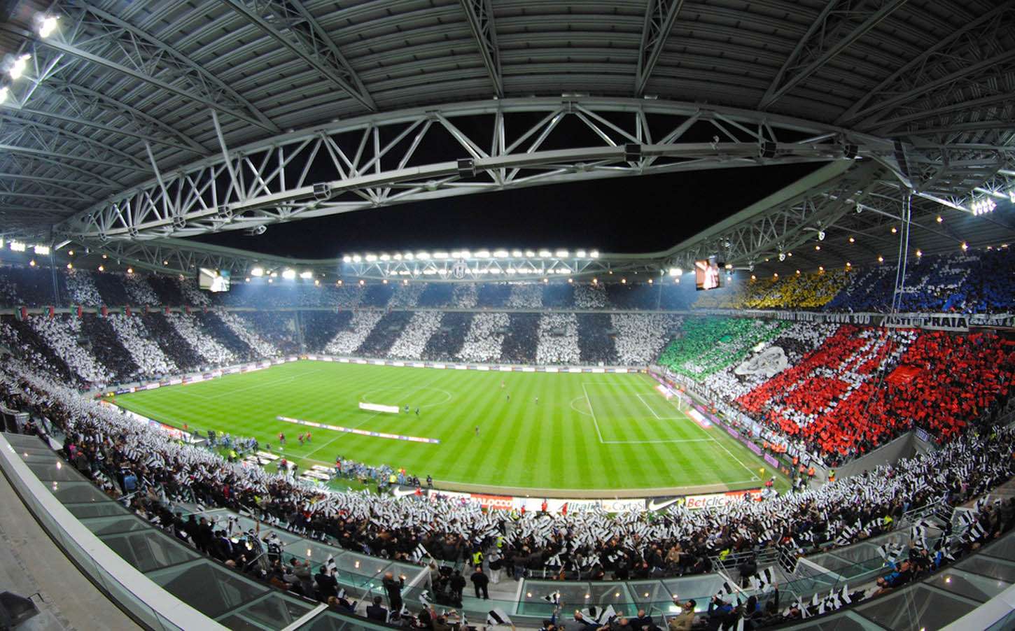 Juve, nuovo tentativo per i tifosi allo Stadium: richiesta per mille persone