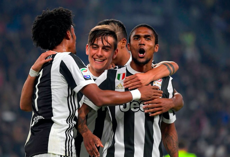 Juventus-Napoli, i dubbi di Allegri: chi esce tra Douglas Costa, Dybala e Mandzukic?