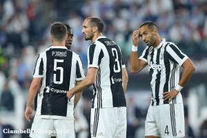 Benatia: «L’anno scorso il Napoli giocava molto meglio della Juve» item-thumbnail