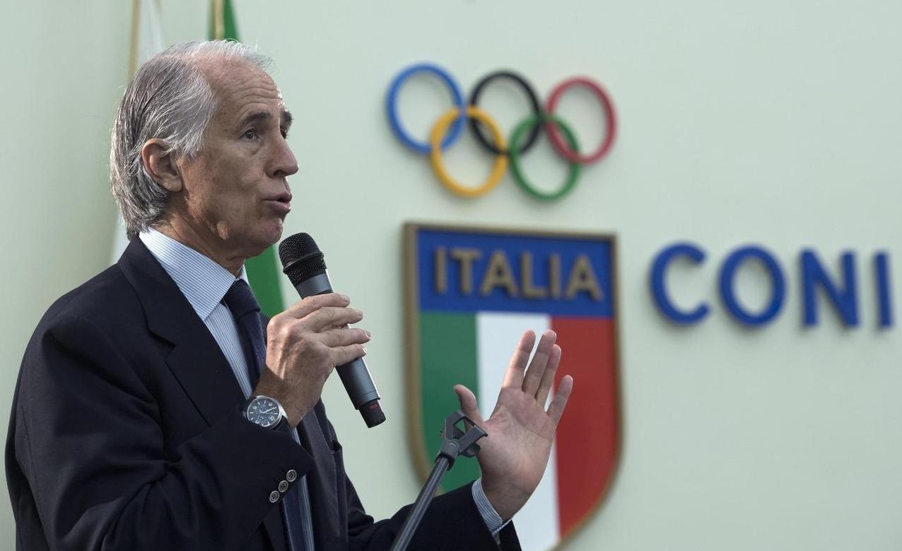 Malagò: «Lo scudetto? Penso lo vincerà il Napoli» Malagò: «Lo scudetto? Penso lo vincerà il Napoli»