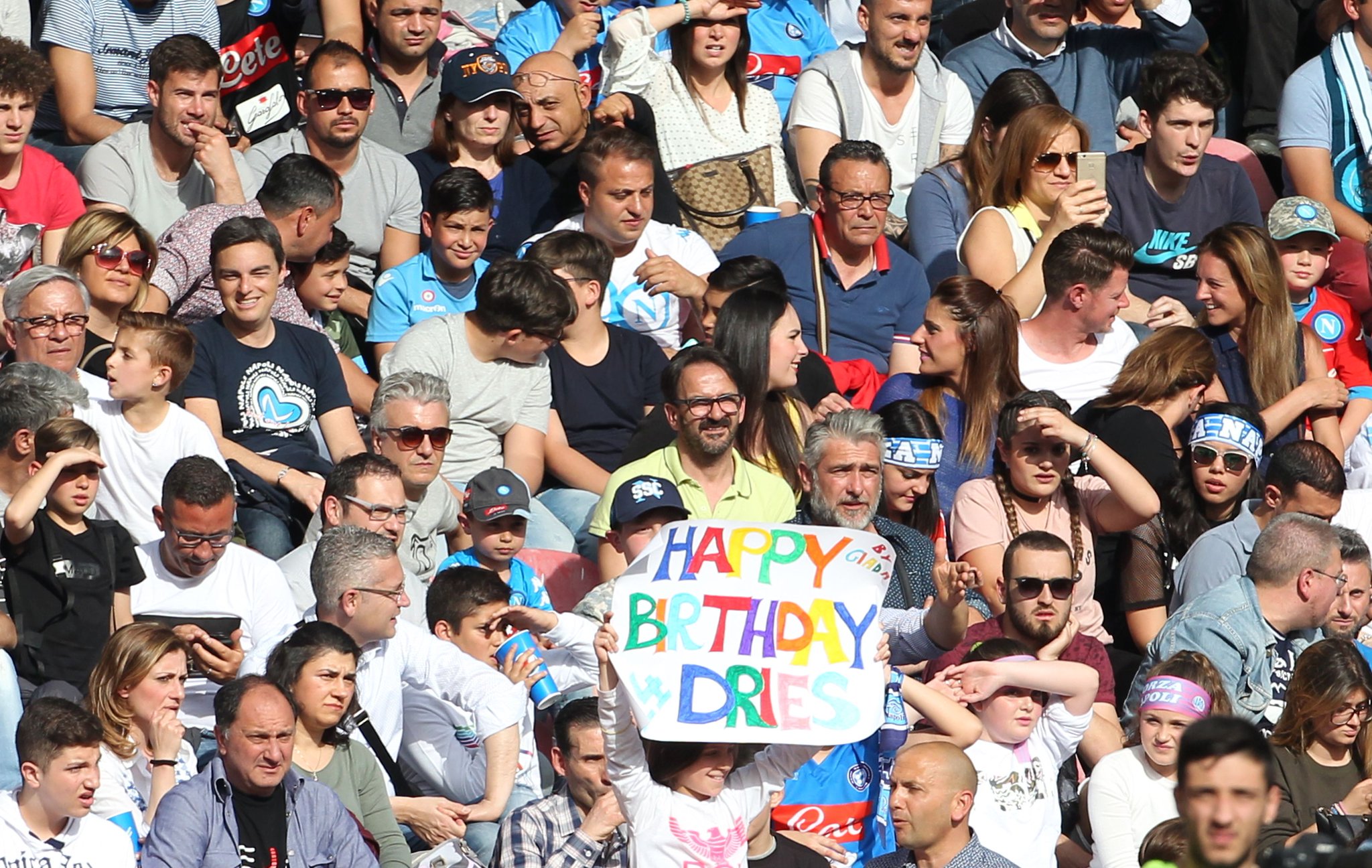 Napoli-Torino 1-0, il primo tempo: Mertens returns, la squadra è viva Napoli-Torino 1-0, il primo tempo: Mertens returns, la squadra è viva