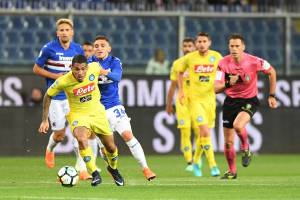 Sampdoria-Napoli 0-0, il primo tempo: vorrei, anzi voglio, ma non riesco item-thumbnail