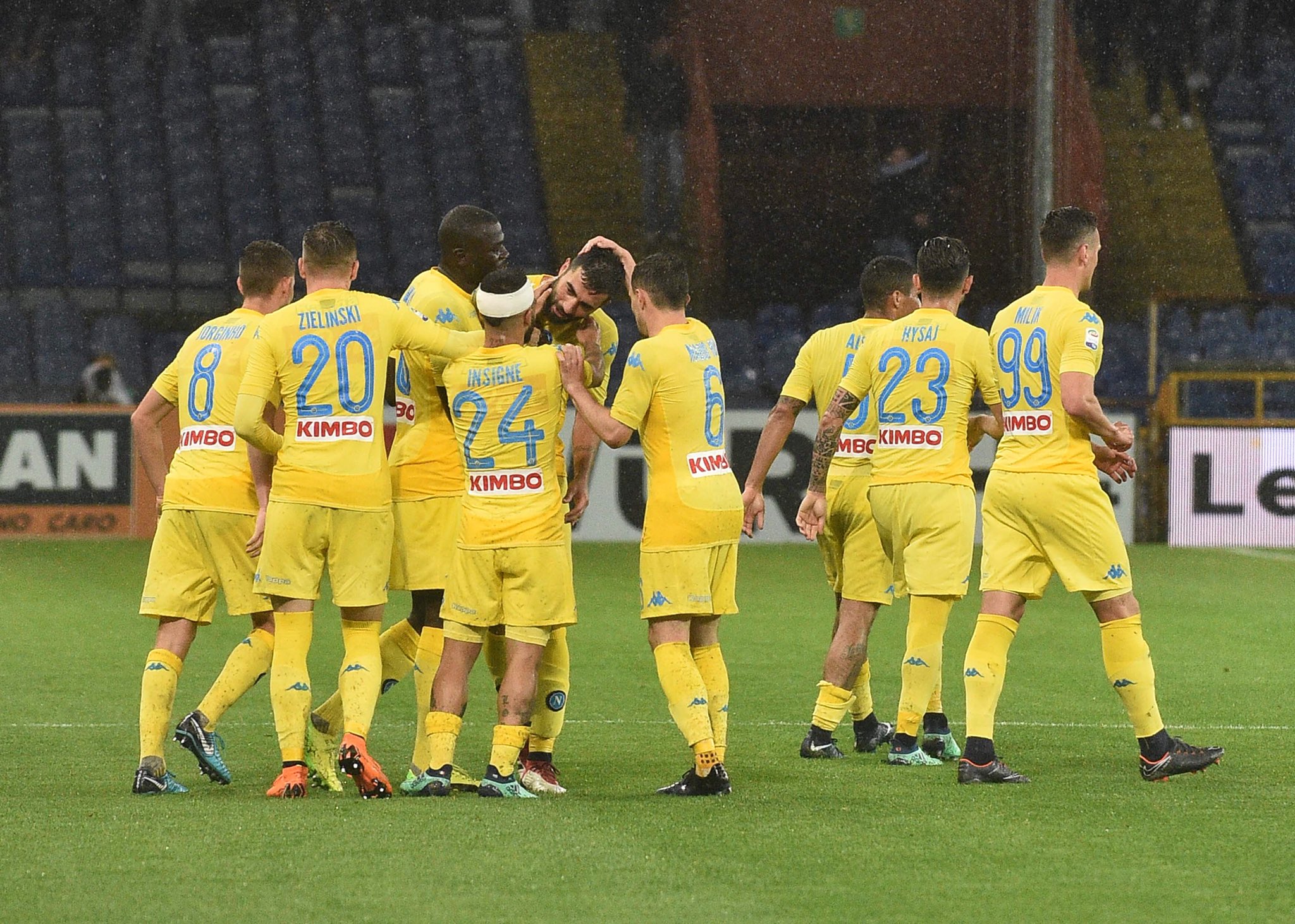 Il Napoli batte sé stesso (88 punti) e il record di una seconda classificata in Serie A