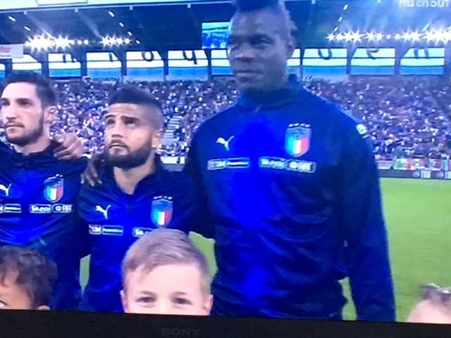 L’Italia di Mancini comincia battendo 2-1 l’Arabia Saudita. Gol di Balotelli e Belotti L’Italia di Mancini comincia battendo 2-1 l’Arabia Saudita. Gol di Balotelli e Belotti