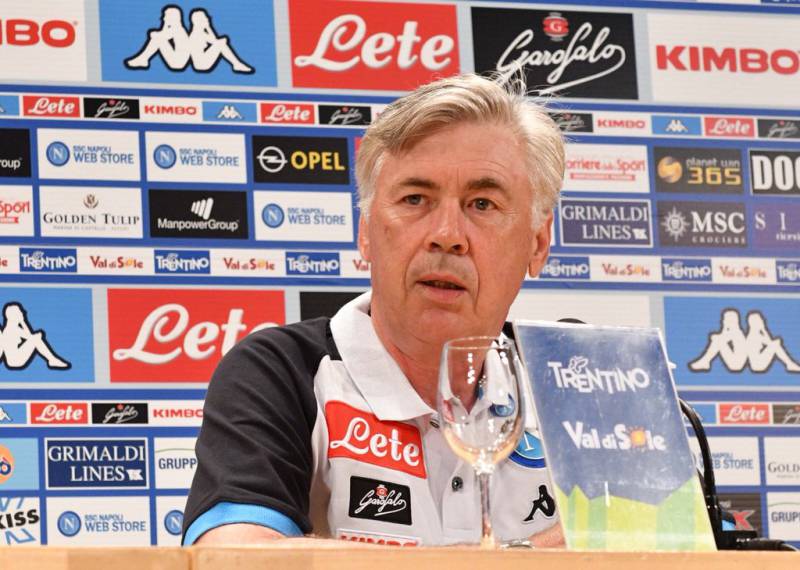 Ancelotti: «Le contestazioni a De Laurentiis mi sorprendono, in 12 anni il Napoli ha fatto passi da gigante»