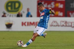 Napoli-Chievo 1-0, il primo tempo: Verdi come Callejon, Hamsik pennella calcio item-thumbnail