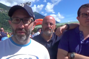 VIDEO/I tifosi amano Milik, ma continuano a sognare Cavani item-thumbnail