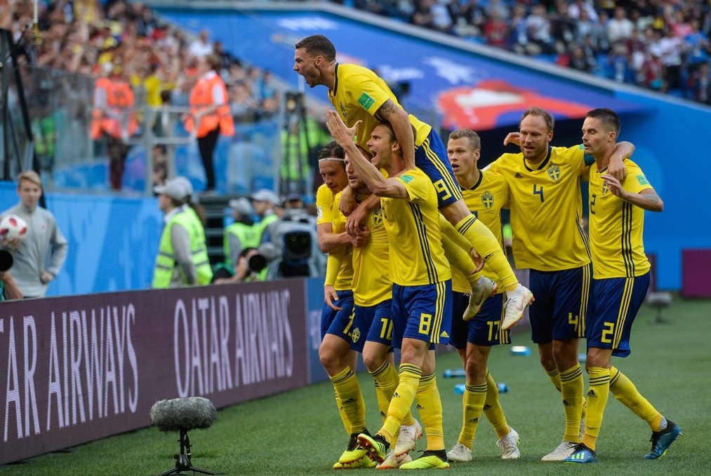 Continua il sogno della Svezia: 1-0 alla Svizzera, autogol di Akanji