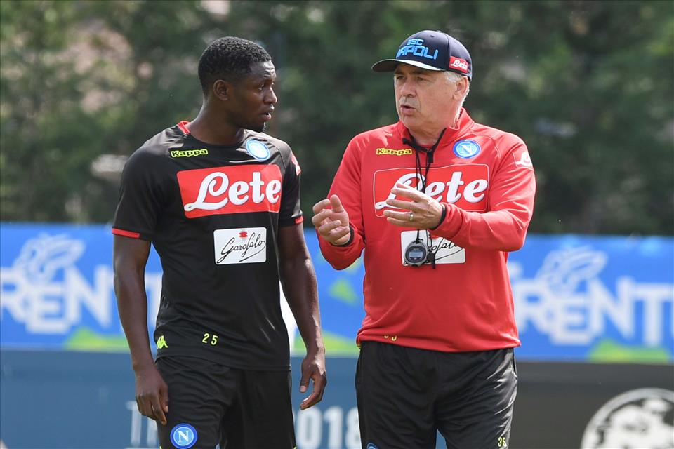 Ancelotti disegna il centrocampo duttile del Napoli