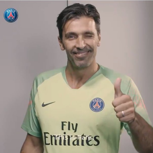 Buffon firma per il Psg: «Ho lasciato l’Italia per un progetto ambizioso»