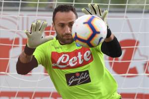SkySport: Ospina è ufficialmente un calciatore del Napoli item-thumbnail