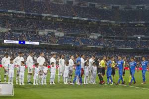 Il papponismo al Real Madrid: senza colpi di mercato, appena 48mila tifosi al Bernabeu item-thumbnail