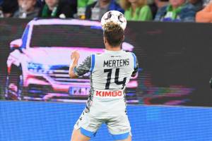 Mertens, 90 minuti e assist, Rog perde 6-0 dalla Spagna item-thumbnail