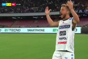 Quell’esultanza di Mertens a bordo campo, come se avesse segnato lui item-thumbnail