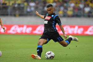 Ounas: «Ho già la metà dei minuti giocati lo scorso anno. Ancelotti mi disse che avrei avuto più spazio» item-thumbnail