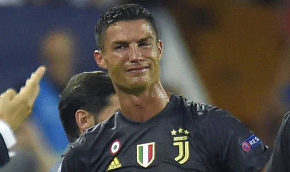 polizia coreana cristiano ronaldo