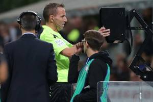 Marelli su Inter-Fiorentina: «Rigore giusto, mancano il rosso ad Asamoah e un penalty per Chiesa» item-thumbnail