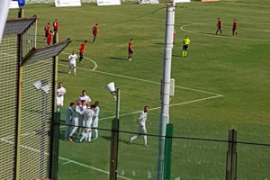 La Bari di De Laurentiis comincia con una vittoria: 3-0 a Messina item-thumbnail