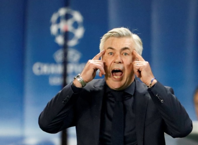 Stella Rossa-Napoli 0-0, il primo tempo: il dominio senza gol della squadra di Ancelotti Stella Rossa-Napoli 0-0, il primo tempo: il dominio senza gol della squadra di Ancelotti