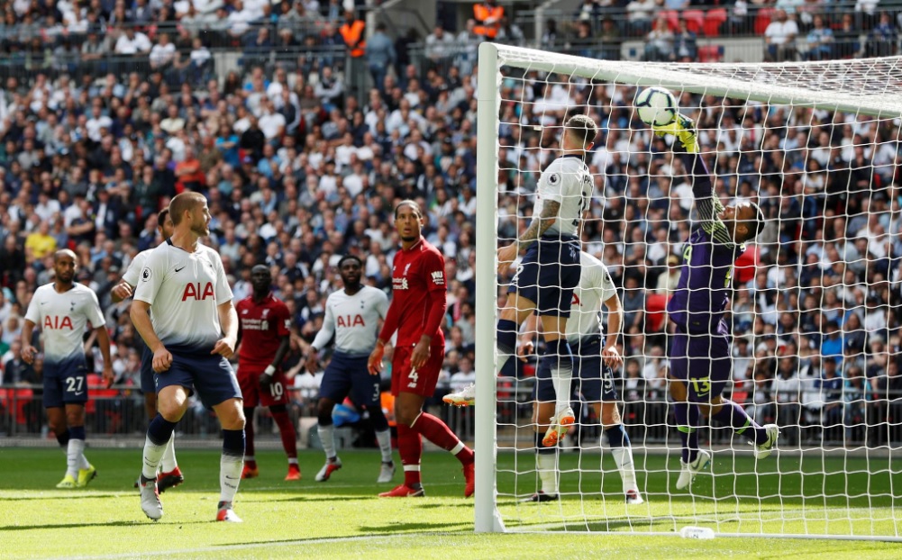 Tottenham-Liverpool, in Italia il gol di Wijnaldum sarebbe stato annullato per fallo sul portiere